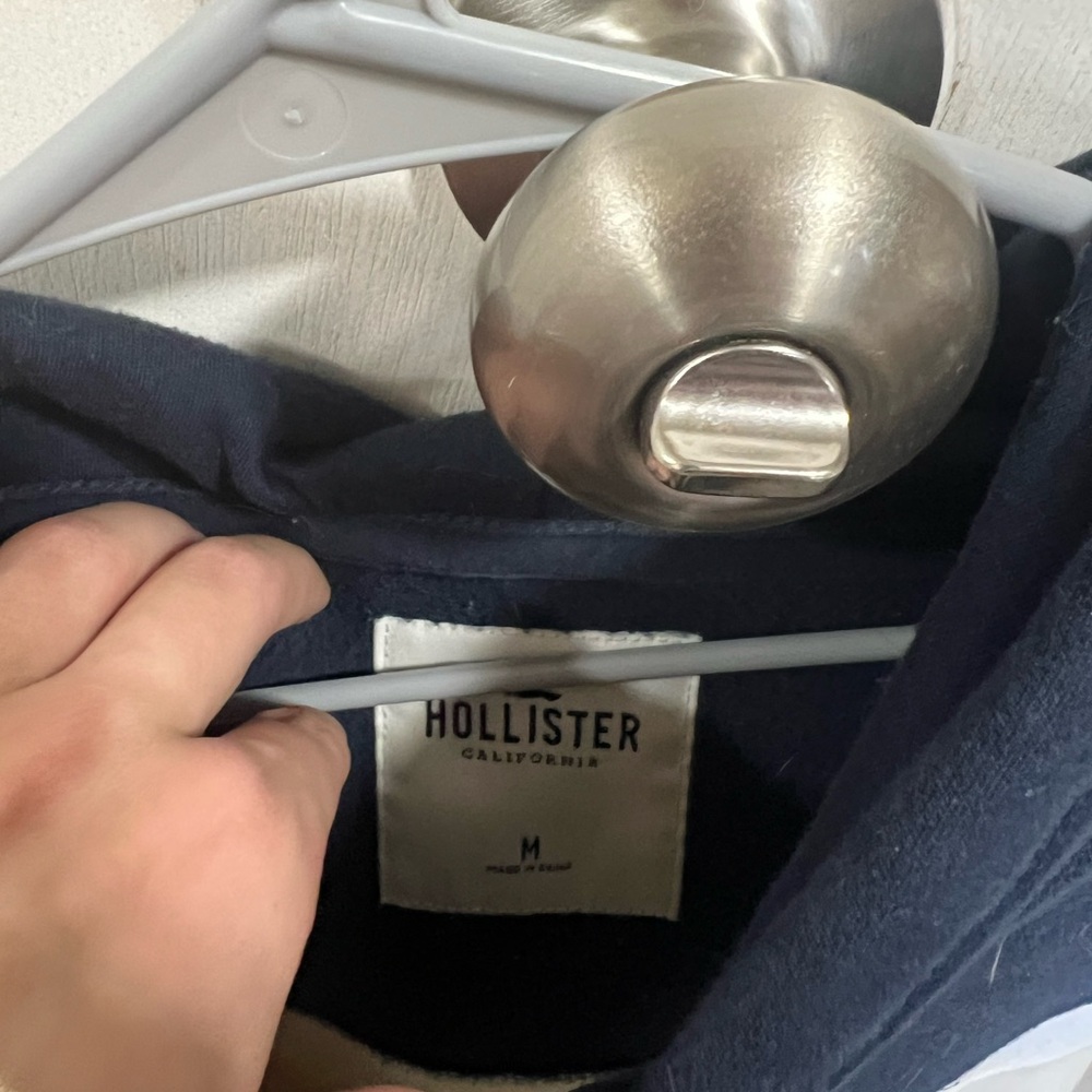 Hollister Size M Dark Blue sweatshirt